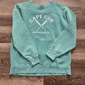 Cape Cod Massachusetts Size Large sweat shirt women’s teal/sage color